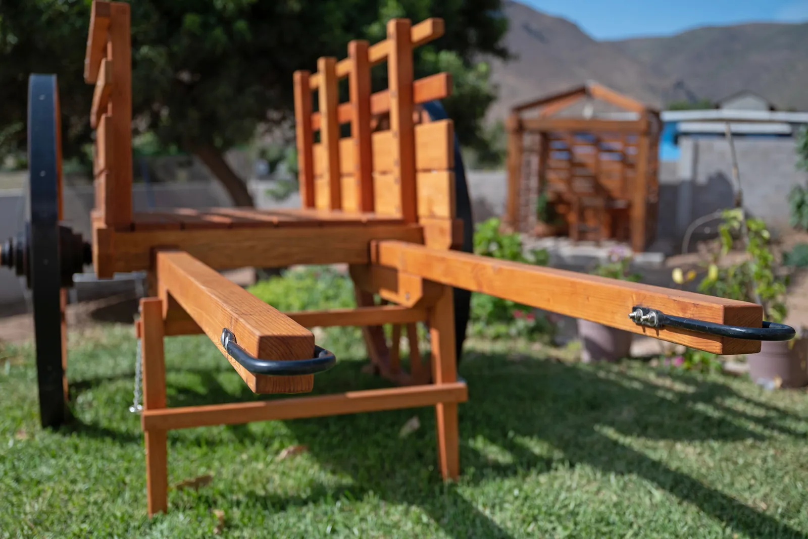 La Carreta, A 19th Century Wood Cart