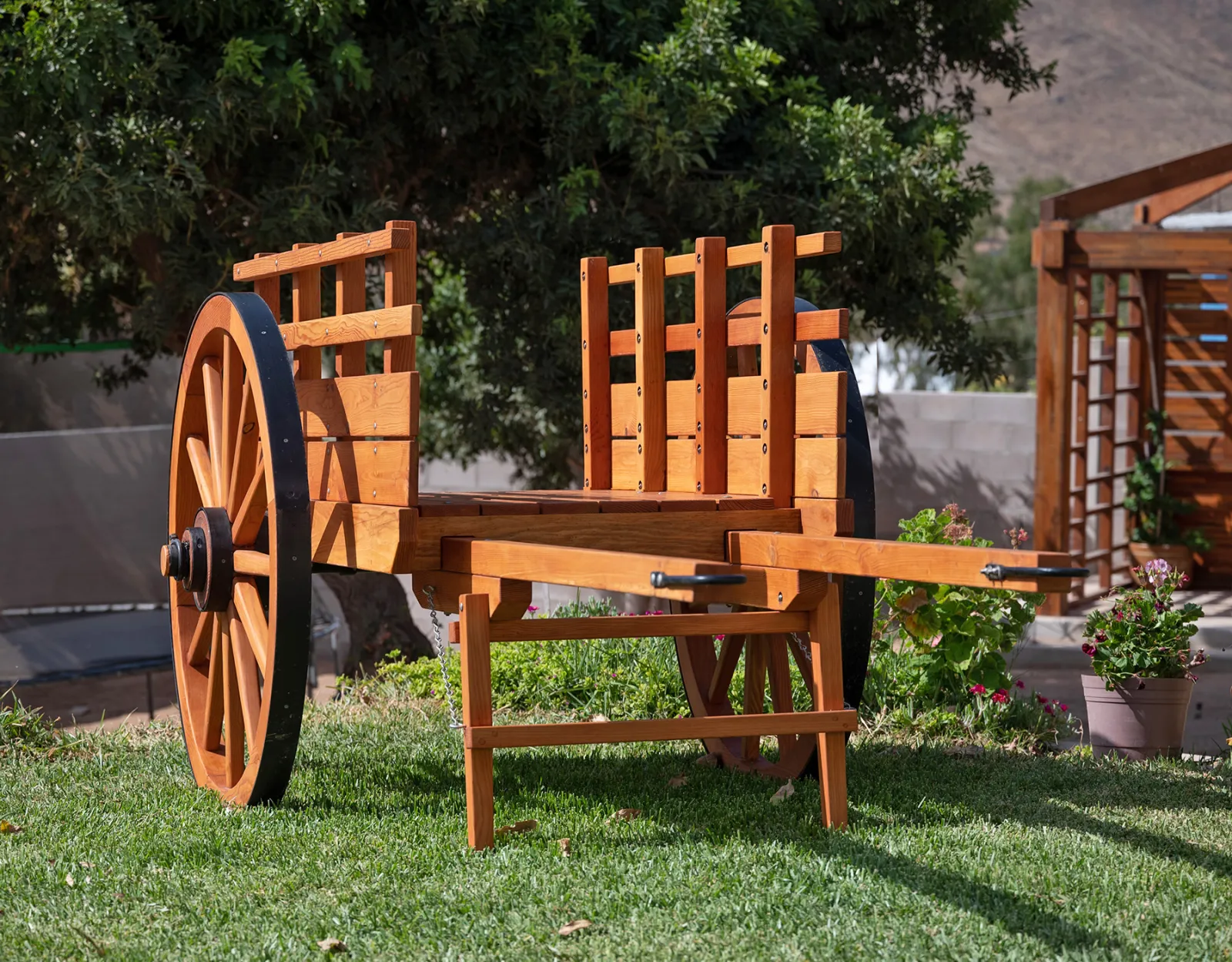 La Carreta, A 19th Century Wood Cart