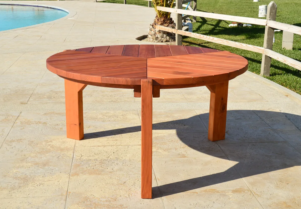 Lisa's Retro Outdoor Patio Table