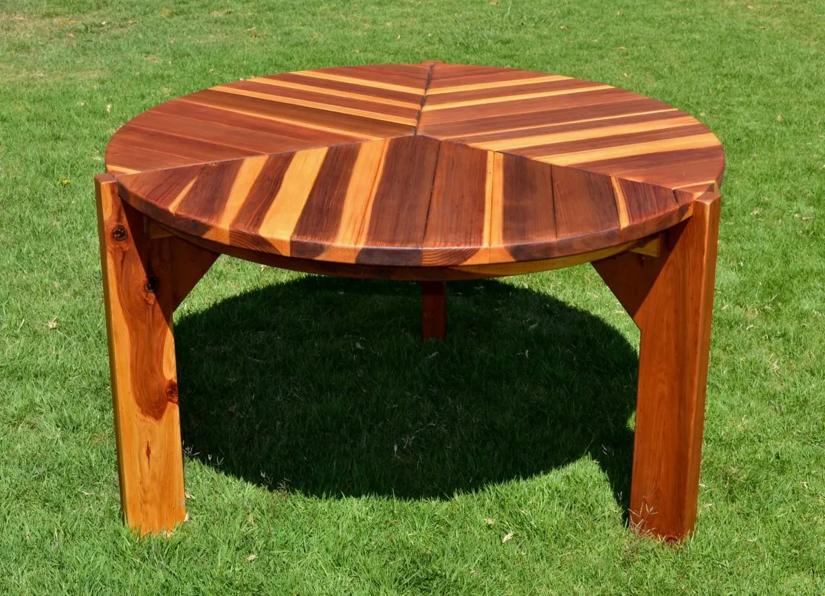 Lisa's Retro Outdoor Patio Table