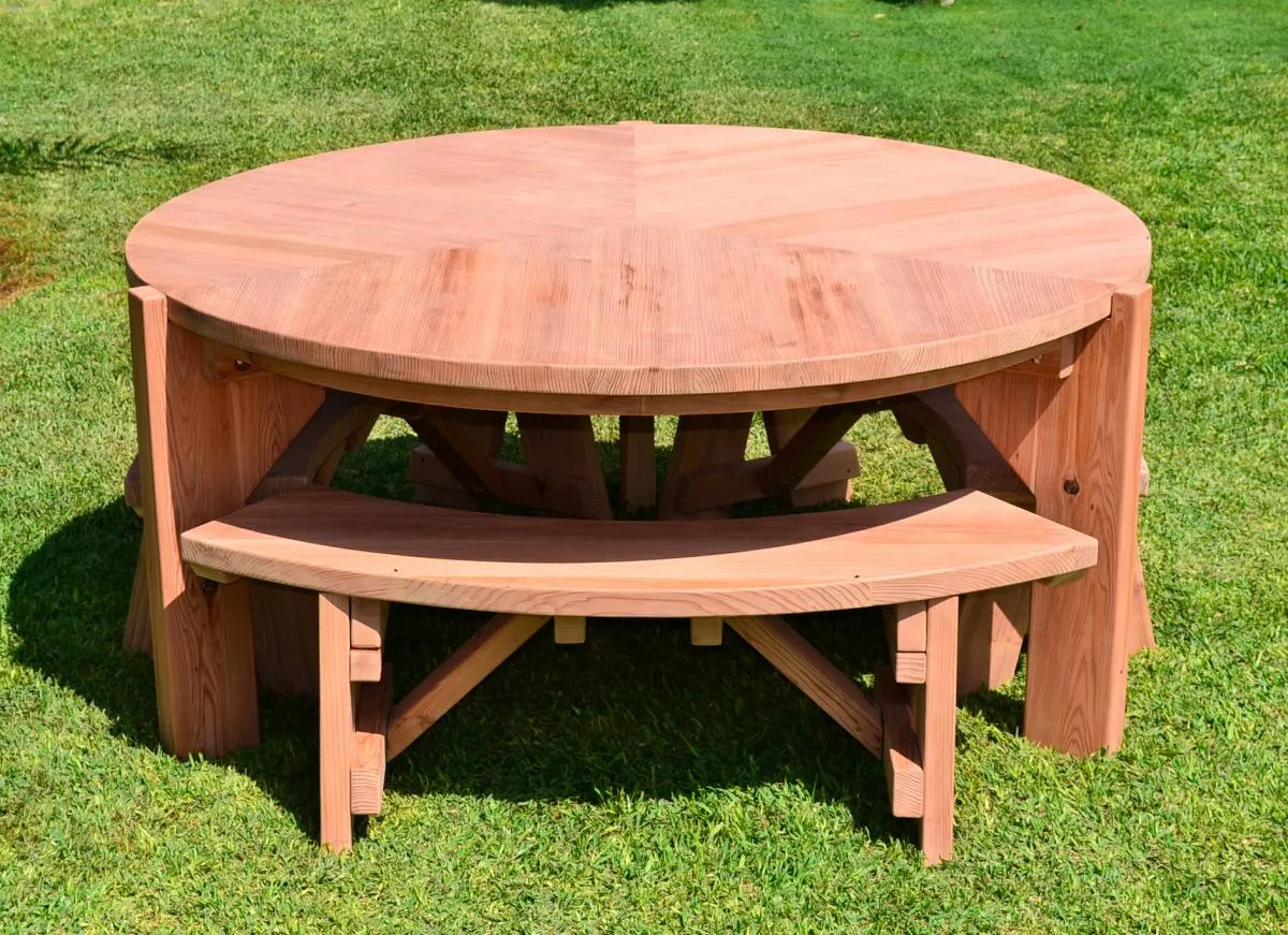 Lisa's Retro Outdoor Patio Table