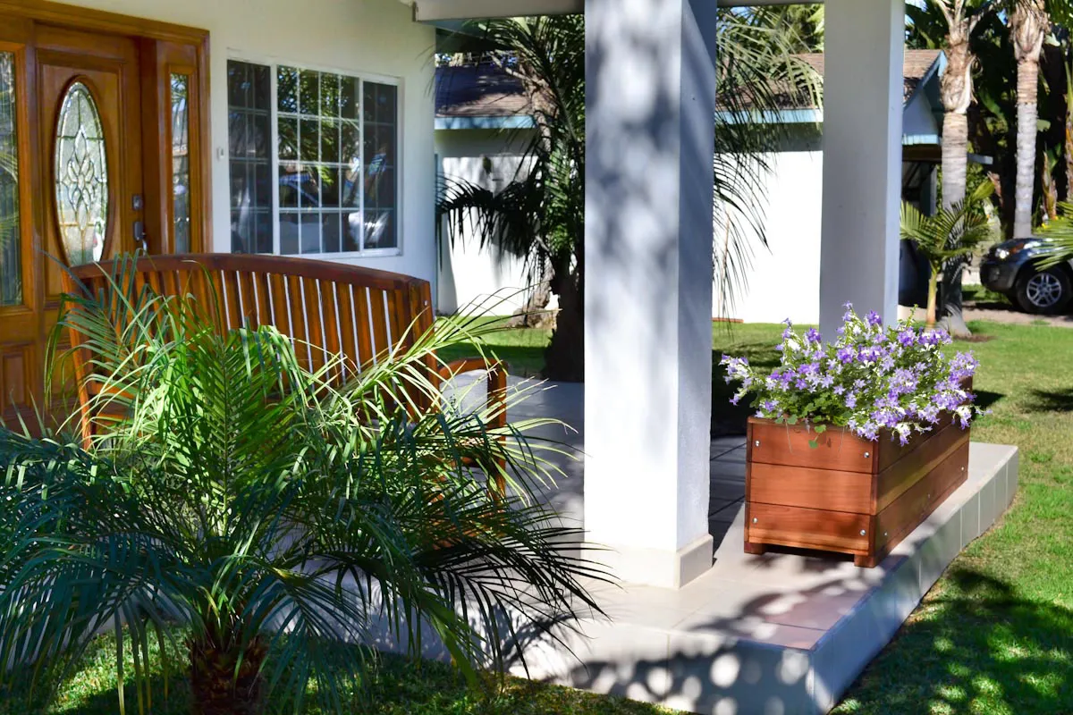 Mendocino Planters