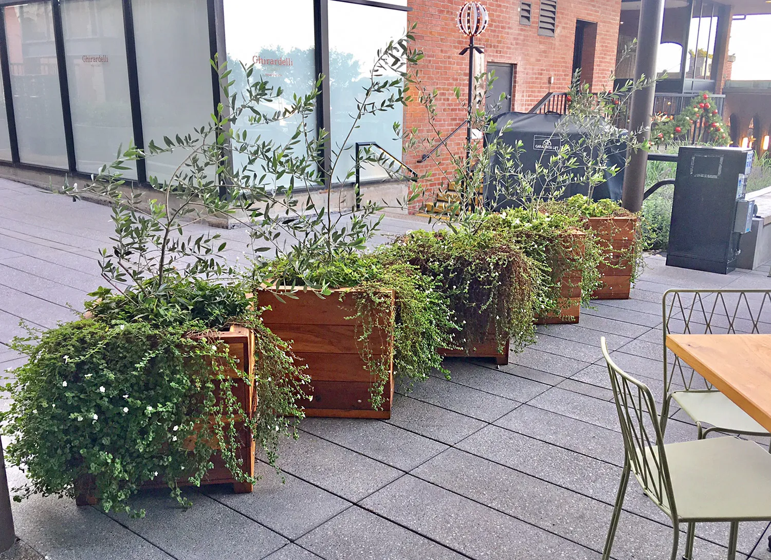 Mendocino Planters