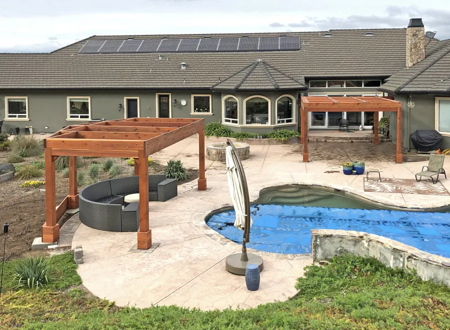 Modern Louvered Garden Pergola (Options: 20' L x 15' W, 8'' x 8'' Posts, Mobile Louvers, Mature Redwood, 9.5 ft H, 1 Electrical Wiring Trim, 4-Post Anchor Kit for High-Wind, No post decorative trims, 1 Ceiling Fan Base, Transparent Premium Sealant) & Custom Pergola. Photo Courtesy of D. Ruprecht of Hollister, CA.