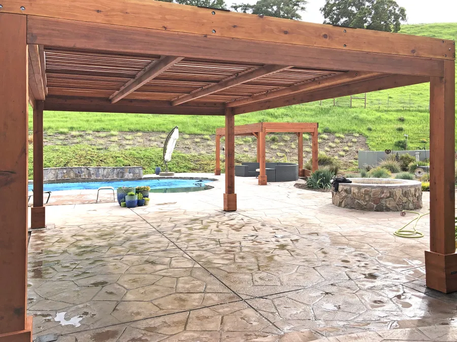 Modern Louvered Garden Pergola (Options: 20' L x 15' W, 8'' x 8'' Posts, Mobile Louvers, Mature Redwood, 9.5 ft H, 1 Electrical Wiring Trim, 4-Post Anchor Kit for High-Wind, No post decorative trims, 1 Ceiling Fan Base, Transparent Premium Sealant) & Custom Pergola. Photo Courtesy of D. Ruprecht of Hollister, CA.