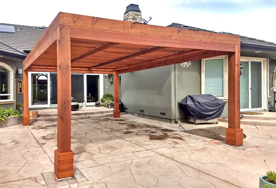 Modern Louvered Garden Pergola (Options: 20' L x 15' W, 8'' x 8'' Posts, Mobile Louvers, Mature Redwood, 9.5 ft H, 1 Electrical Wiring Trim, 4-Post Anchor Kit for High-Wind, No post decorative trims, 1 Ceiling Fan Base, Transparent Premium Sealant). Photo Courtesy of D. Ruprecht of Hollister, CA.