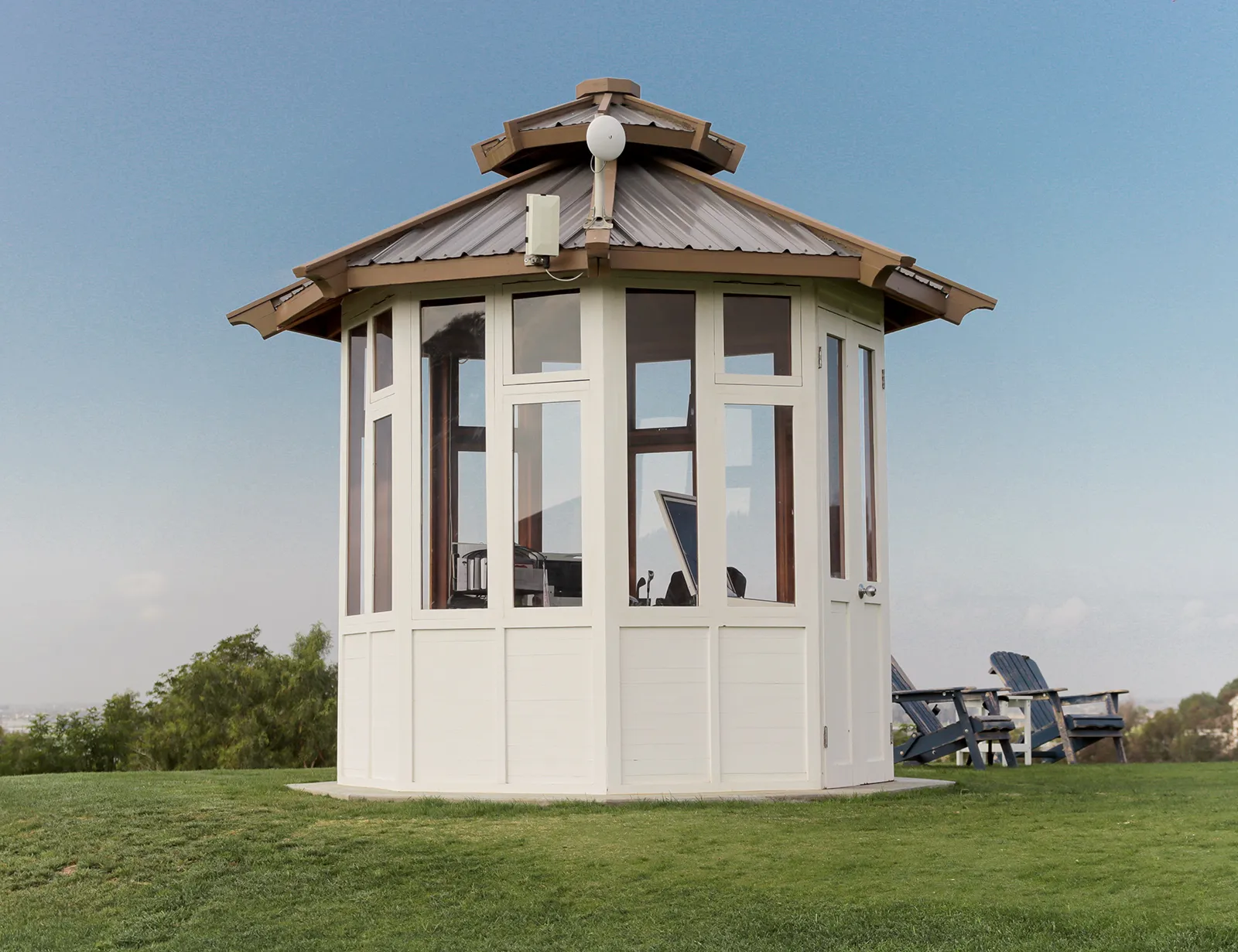 Octagonal Sunroom Gazebo, California Redwood