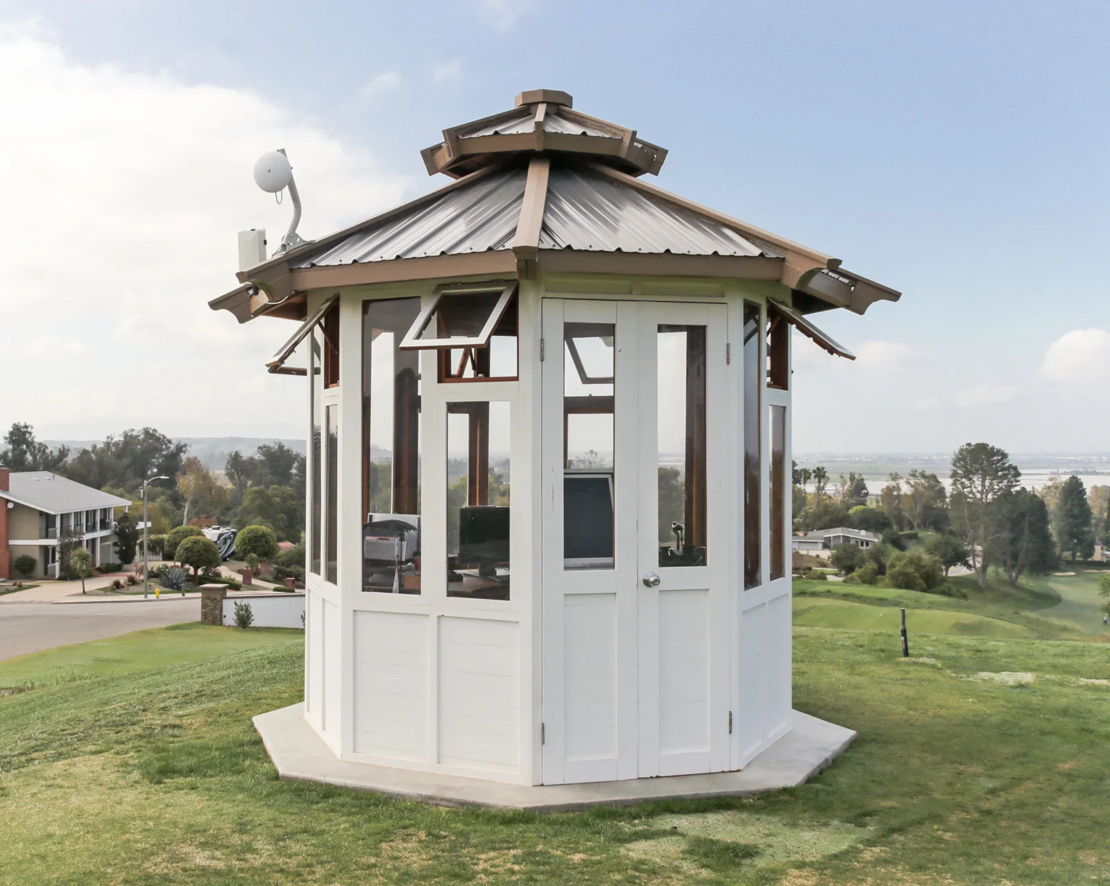 Octagonal Sunroom Gazebo, California Redwood