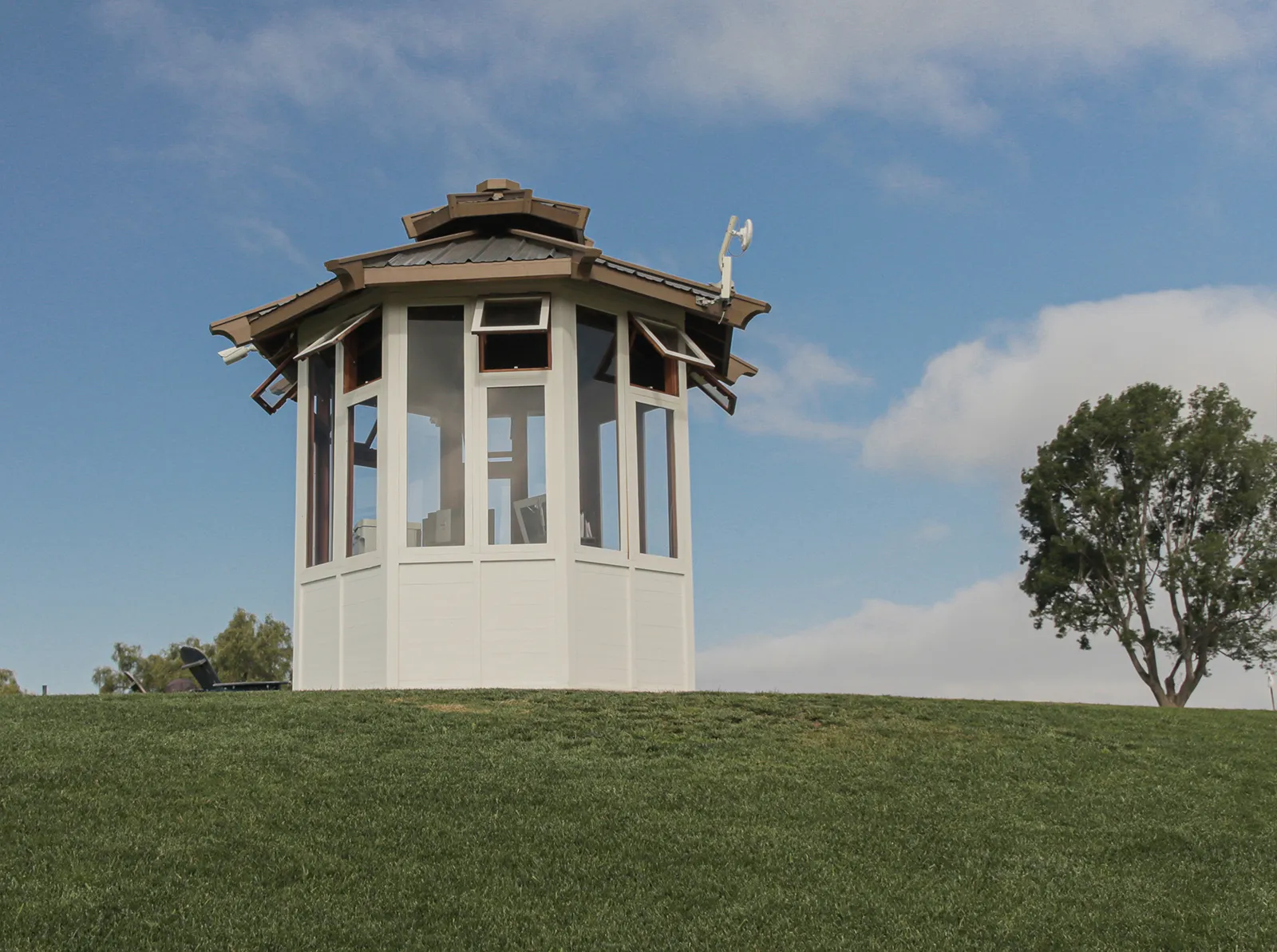 Octagonal Sunroom Gazebo, California Redwood