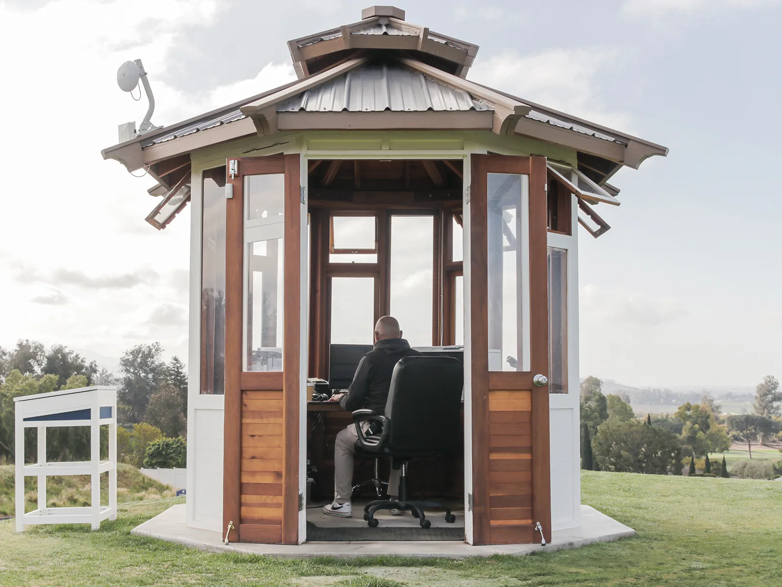 Octagonal Sunroom Gazebo, California Redwood