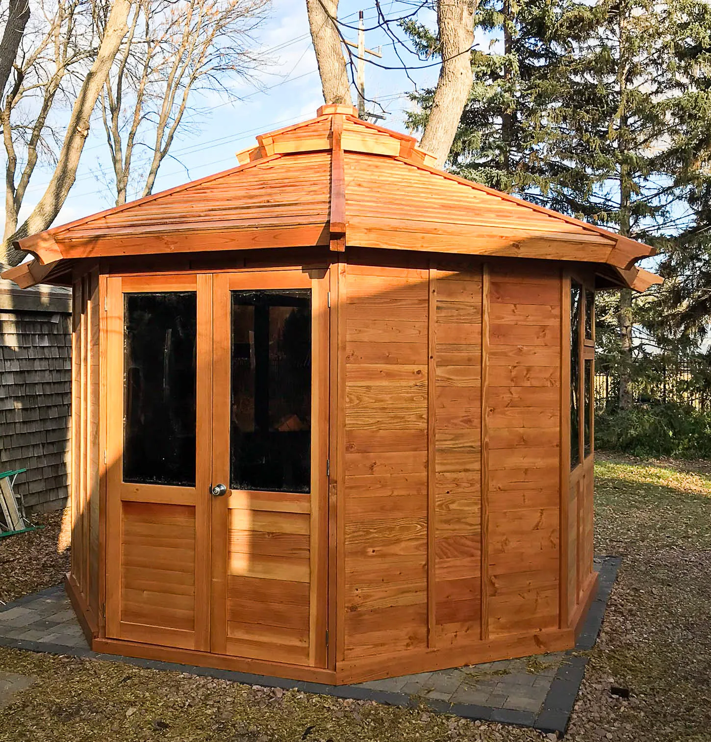 Octagonal Sunroom Gazebo, Douglas-fir, in Aberdeen, South Dakota