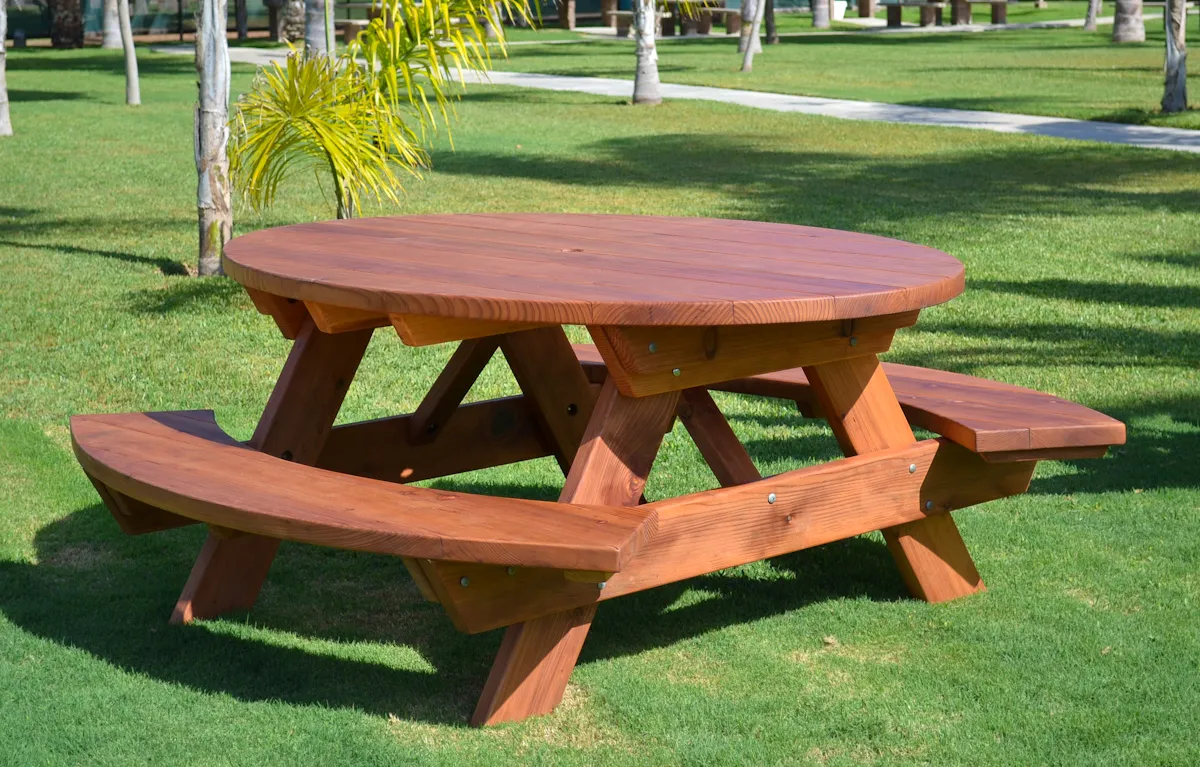 Oval Picnic Table