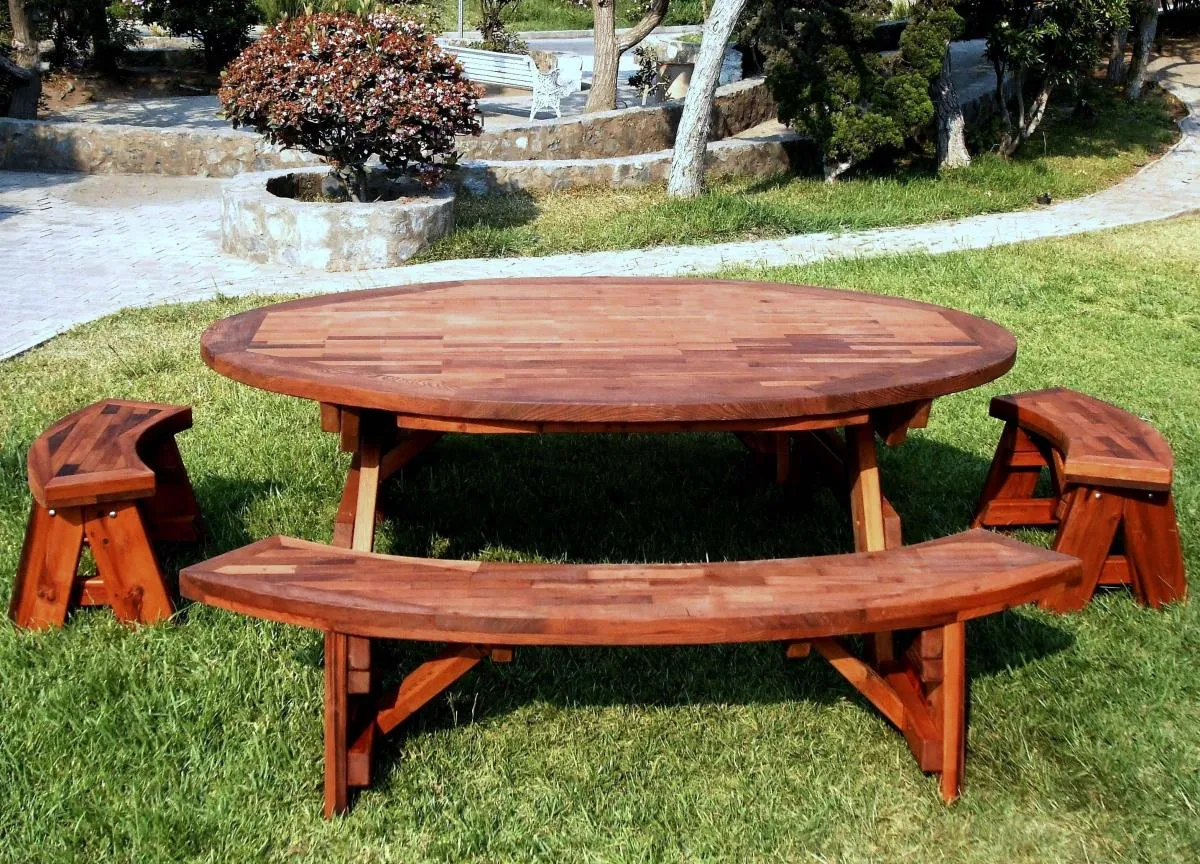 Oval Picnic Table