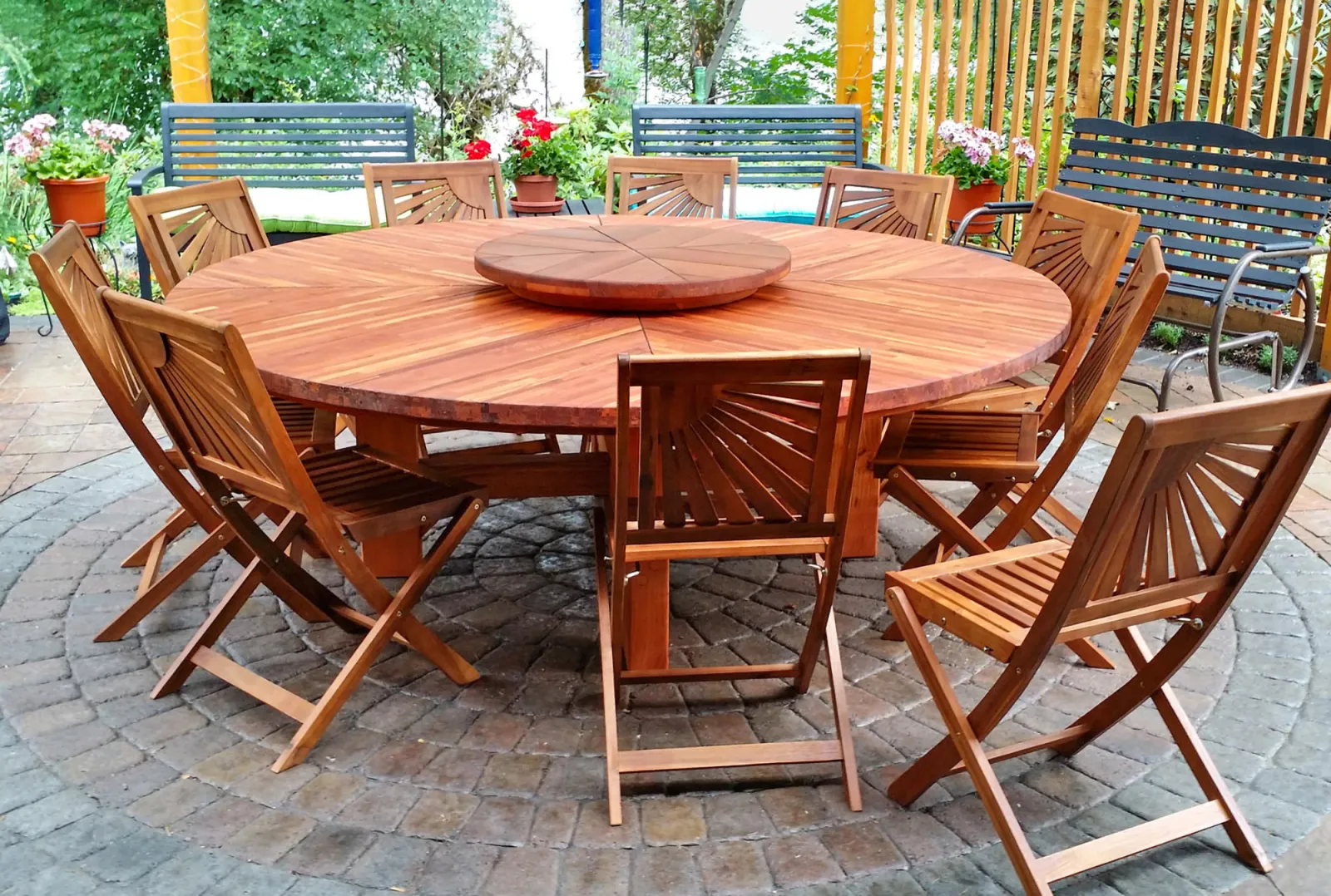 Sunset Patio Table, Mosaic Redwood, in Vida, Oregon