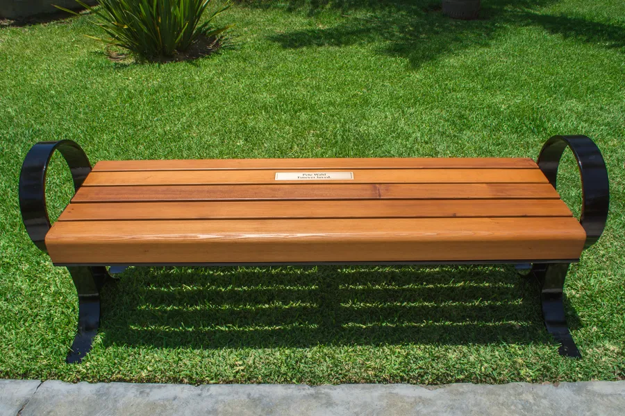 Pete's Bench (Options: 5ft Length, Douglas, No Engraving, Transparent Premium Sealant). Plaque was provided per customer.