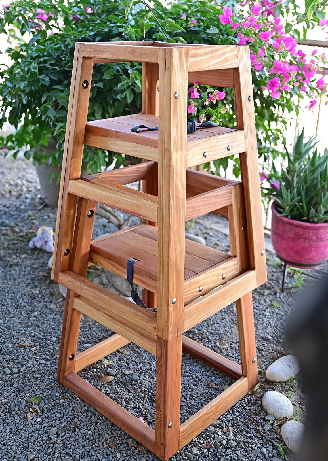 Redwood Restaurant High Chair