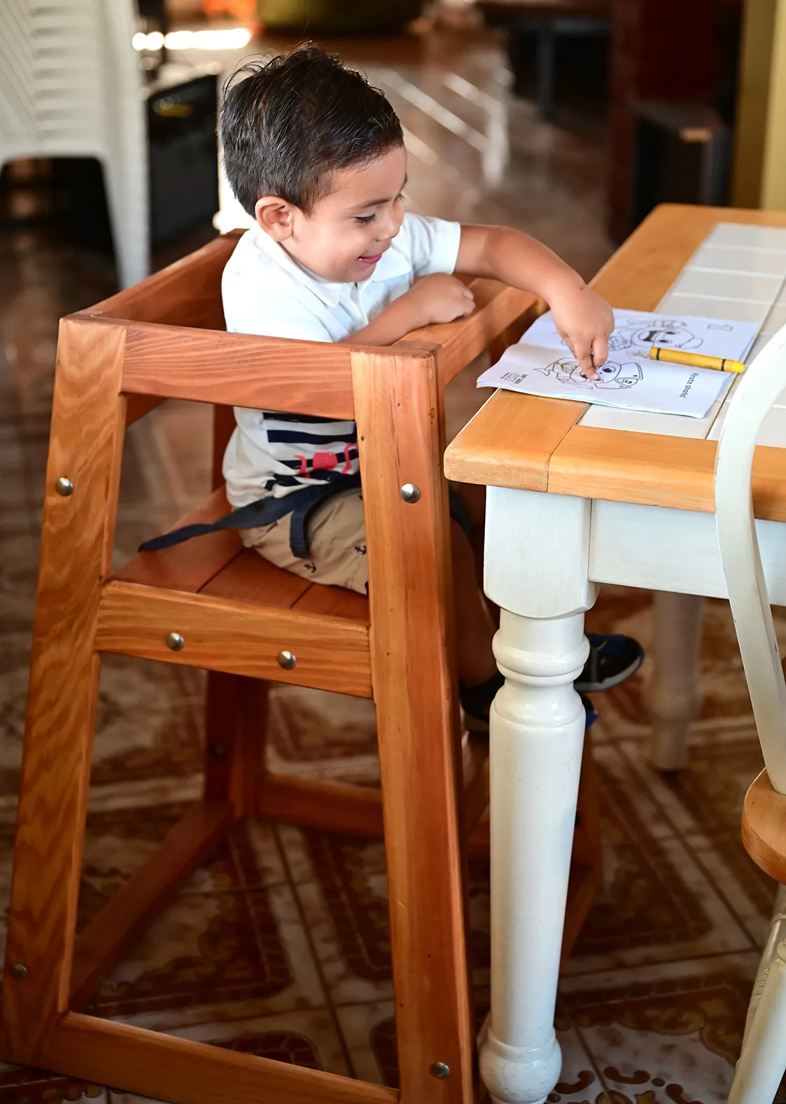 Redwood Restaurant High Chair