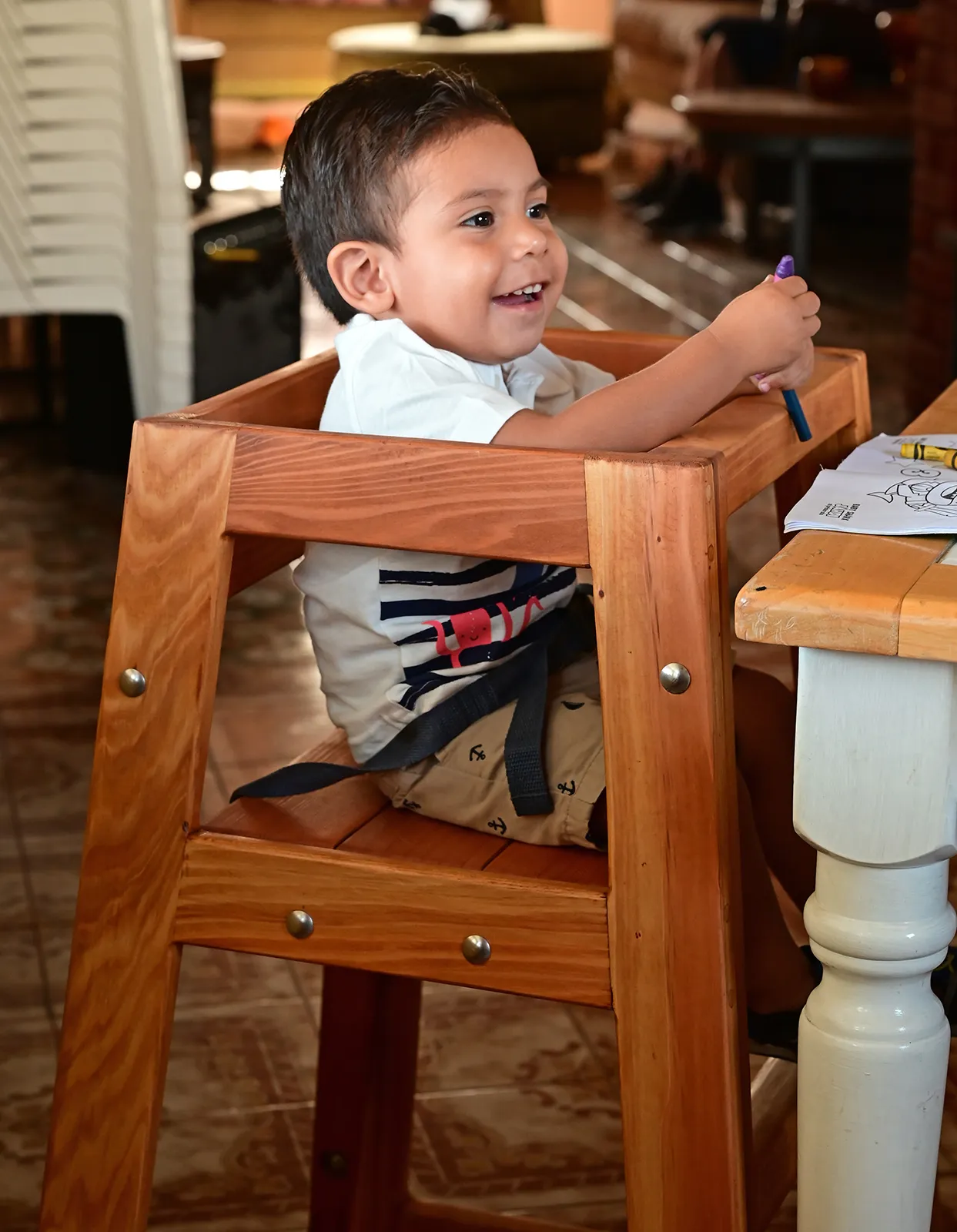 Redwood Restaurant High Chair