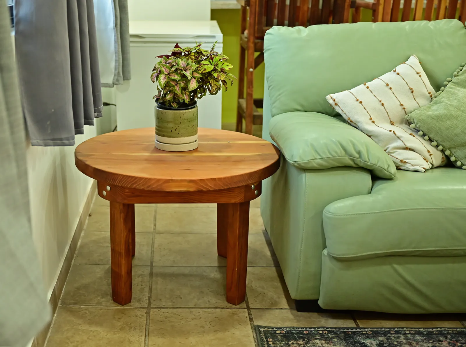 Round Solid Wood Side Table, California Redwood