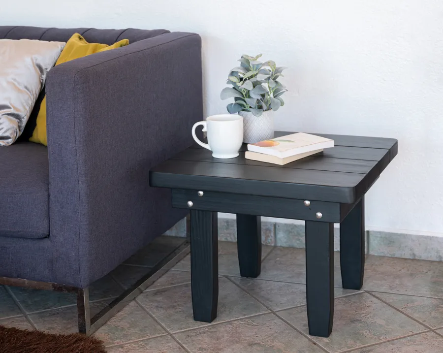 Square Side Table (Options: 23" Size, Mature Redwood, Rounded Corners, 18" H, Black Stain Premium Sealant).