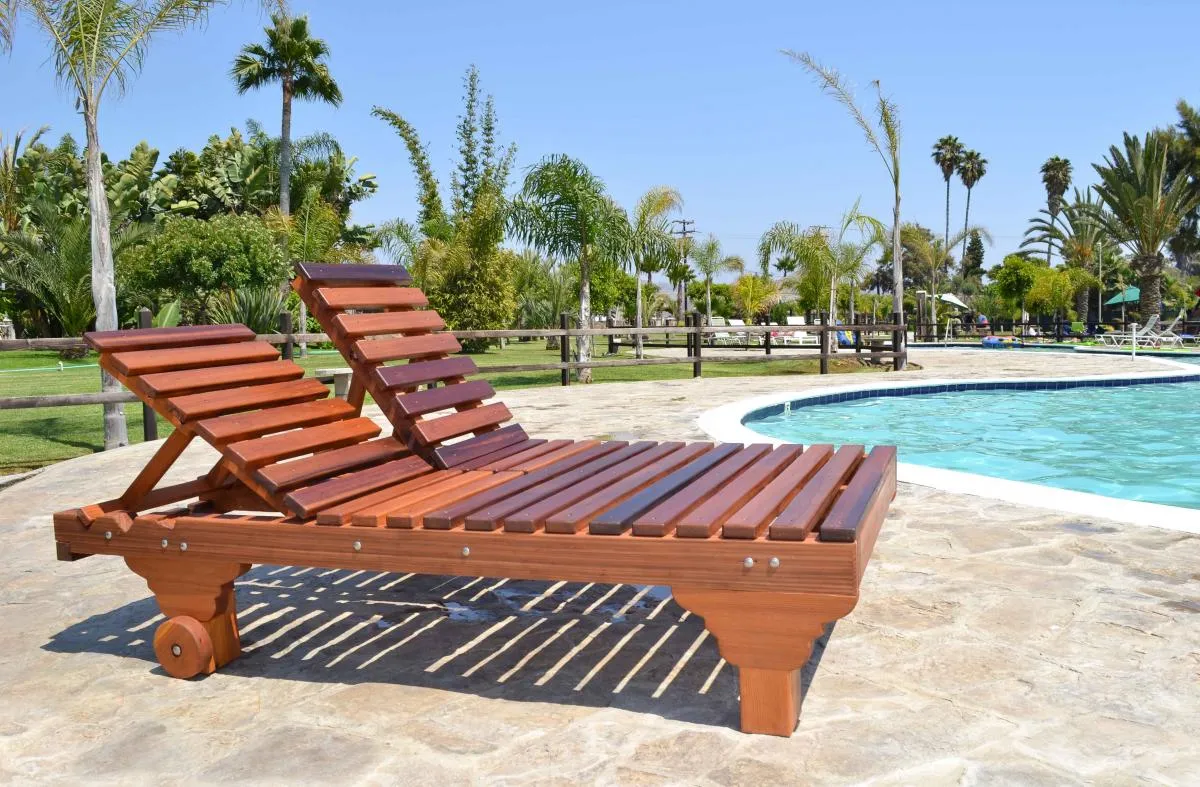 Sol Redwood Patio Lounger