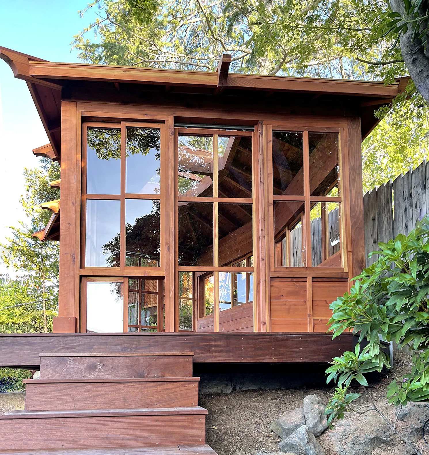 Steps up to the door