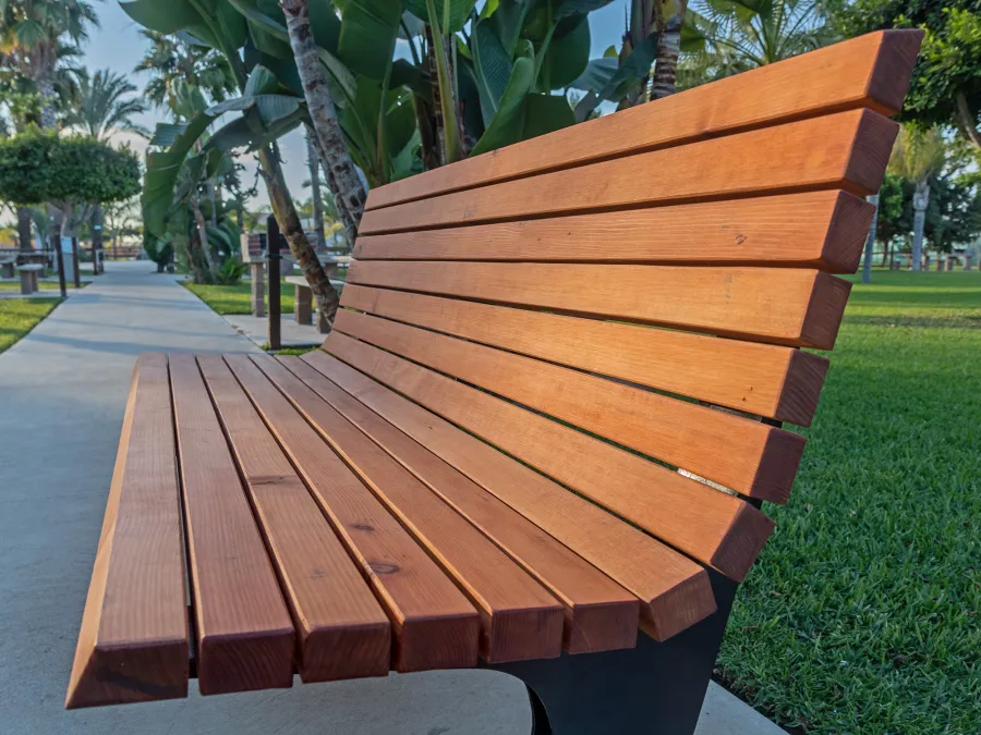 Boomerang Bench (Options: 5ft L, Douglas, No Engraving, Transparent Premium Sealant).