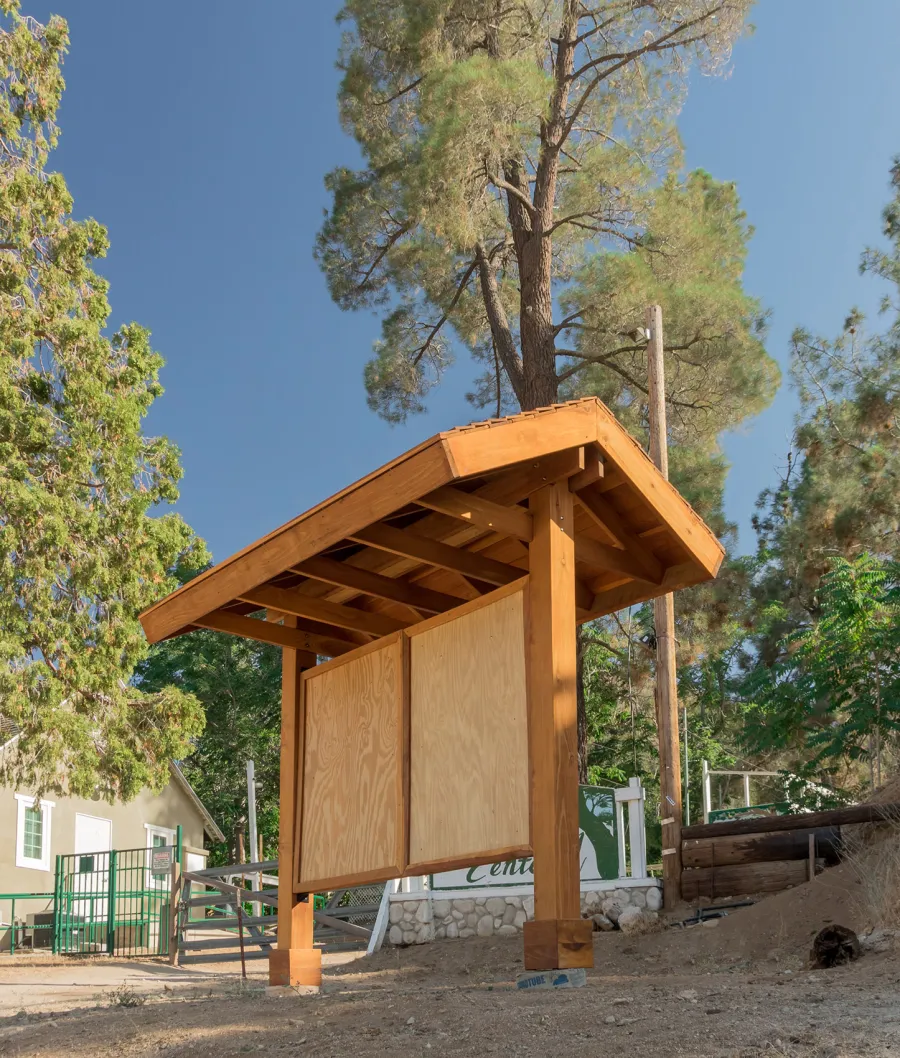 Emerald Necklace Trail Kiosk (Options: 11' x 7', 8x8 Posts, California Redwood, Transparent Premium Sealant).