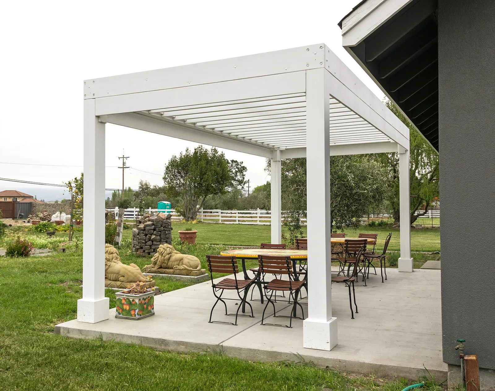 Silverado Modern Pergola