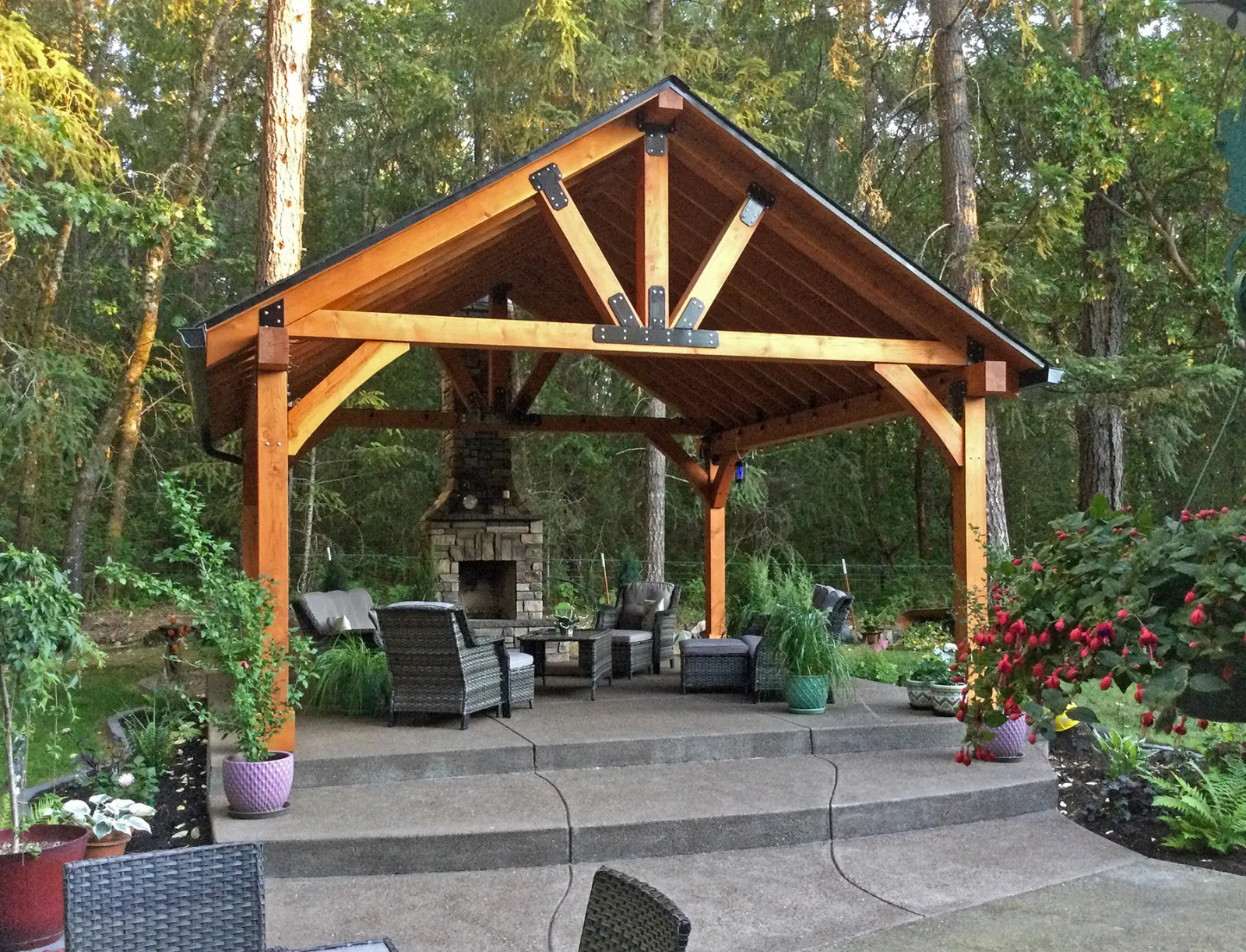 Thick Timber Toledo Wood Pavilion, 20' L x 20' W, Douglas-fir, in Grants Pass, Oregon
