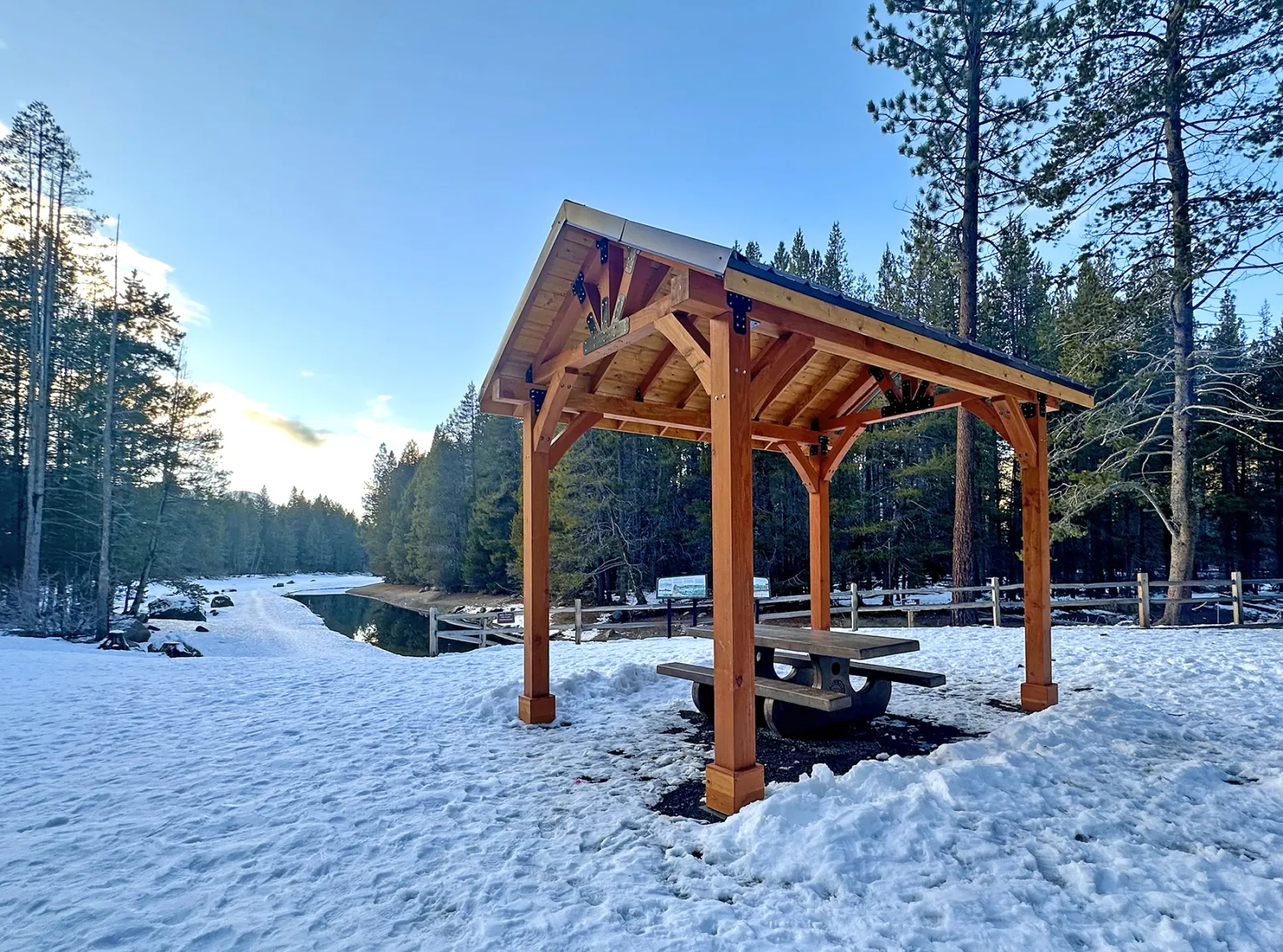 Thick Timber Toledo Wood Pavilion, 16' L x 12' W, Douglas-fir