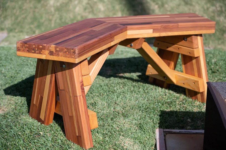 V-Wing Benches (Options: 36 inches, Mosaic Redwood, No Engraving, Transparent Premium Sealant).
