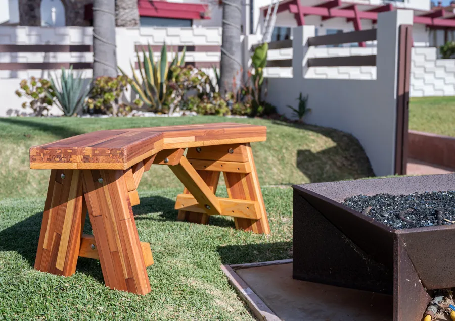 V-Wing Benches (Options: 36 inches, Mosaic Redwood, No Engraving, Transparent Premium Sealant).