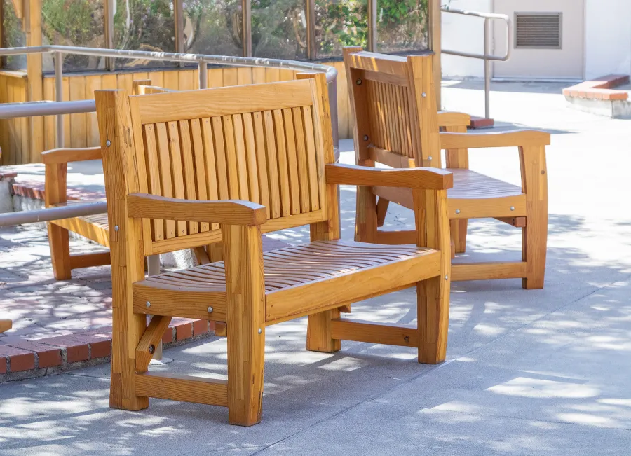 Ti Amo Benches (Options: 4 ft, Mosaic Douglas-Fir, No Cushion, No Engraving, Transparent Premium Sealant). Furniture Installed in Vanguard University [55 Fair Dr, Costa Mesa, CA].