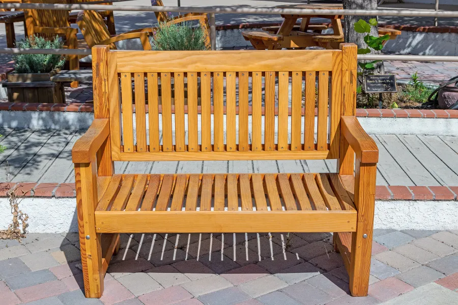 Ti Amo Benche (Options: 4 ft, Mosaic Douglas-Fir, No Cushion, No Engraving, Transparent Premium Sealant). Furniture Installed in Vanguard University [55 Fair Dr, Costa Mesa, CA].