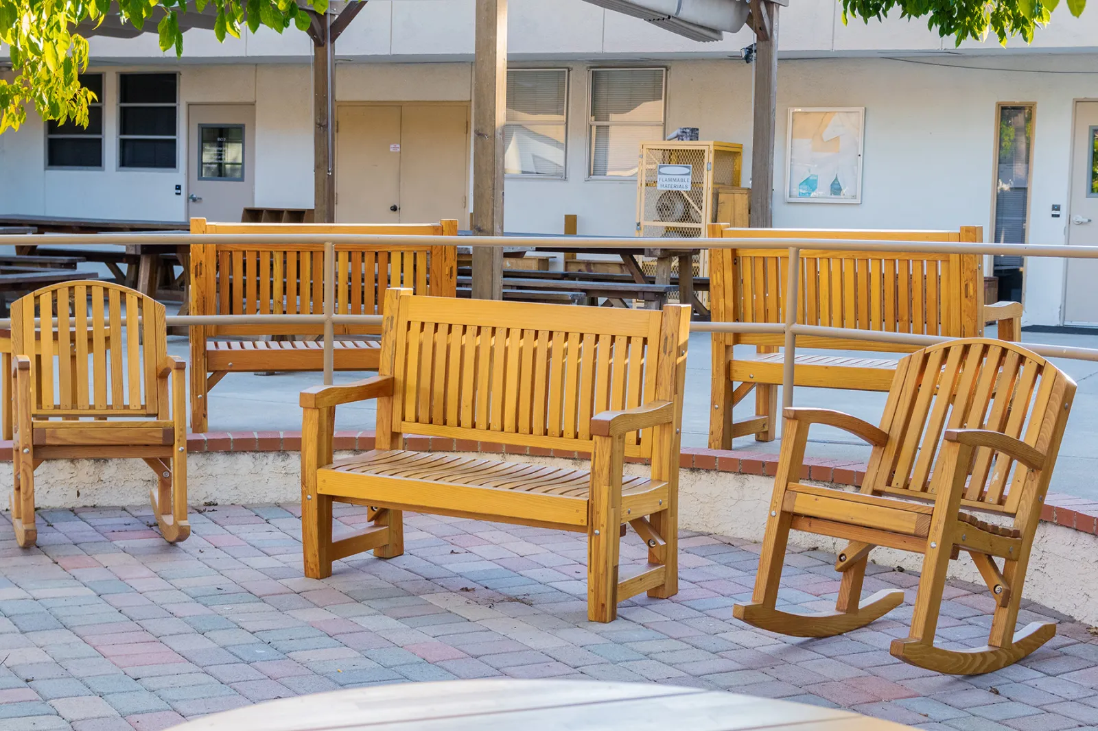 Ti Amo Benches