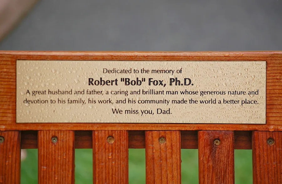 In Memory of Bob Fox. Ti Amo Benches (Options: 6 ft, Mature Redwood, No Cushion, No Engraving, Custom Plaque Provided by Customer, Transparent Premium Sealant). Photo Courtesy of Fox Family.