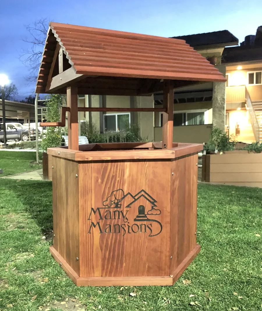 Wishing Wells (Options: XL Size, Redwood, Custom Engraving, Transparent Premium Sealant). Photo Courtesy of Y. Saenz-Solis of Thousand Oaks, California.