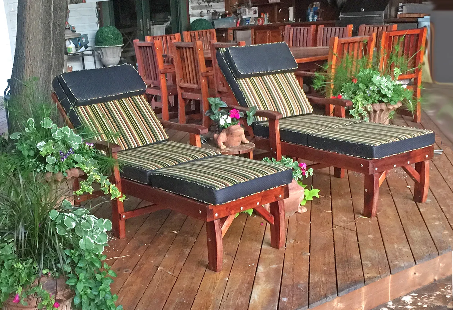 Wood Pool Lounger