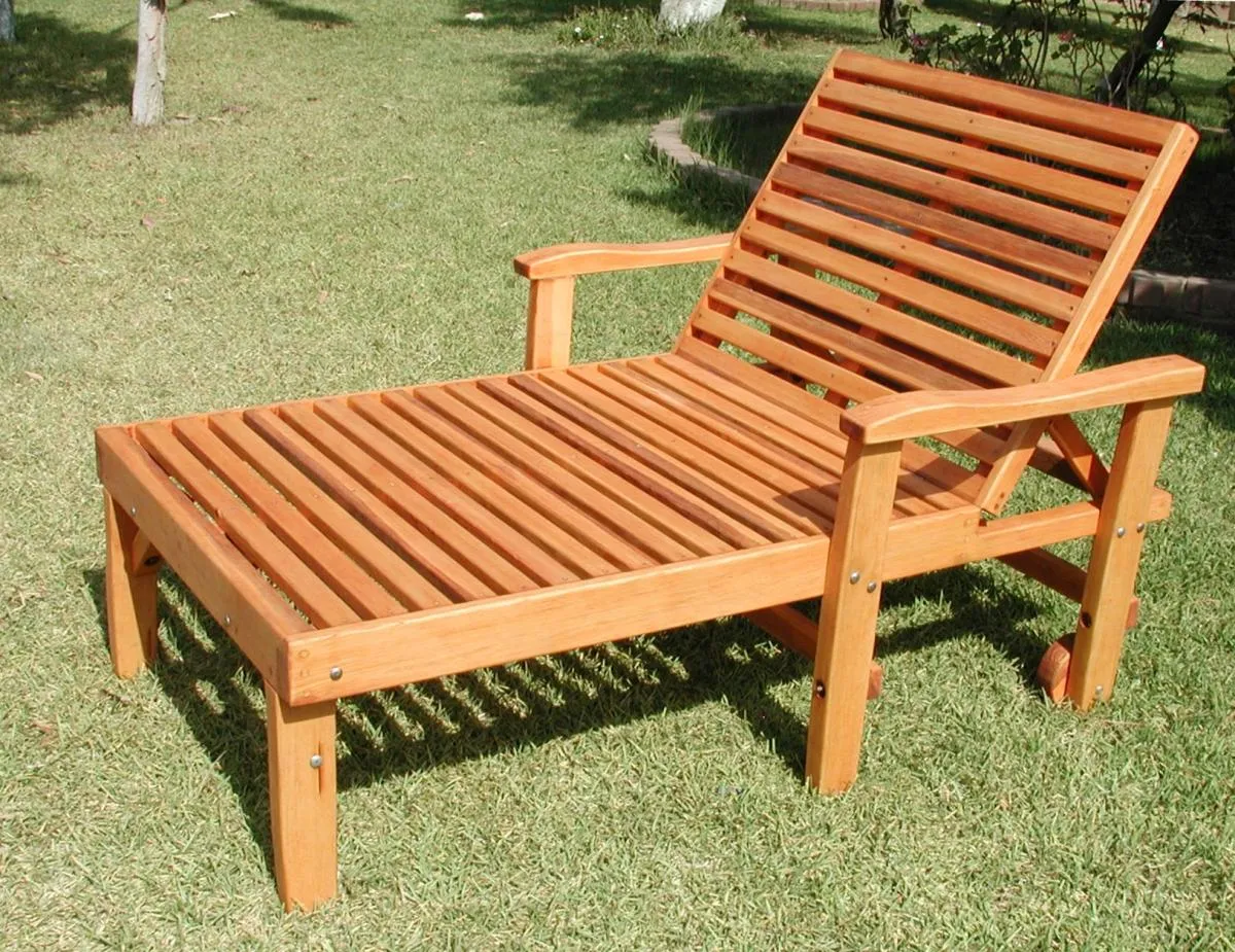 Wood Pool Lounger