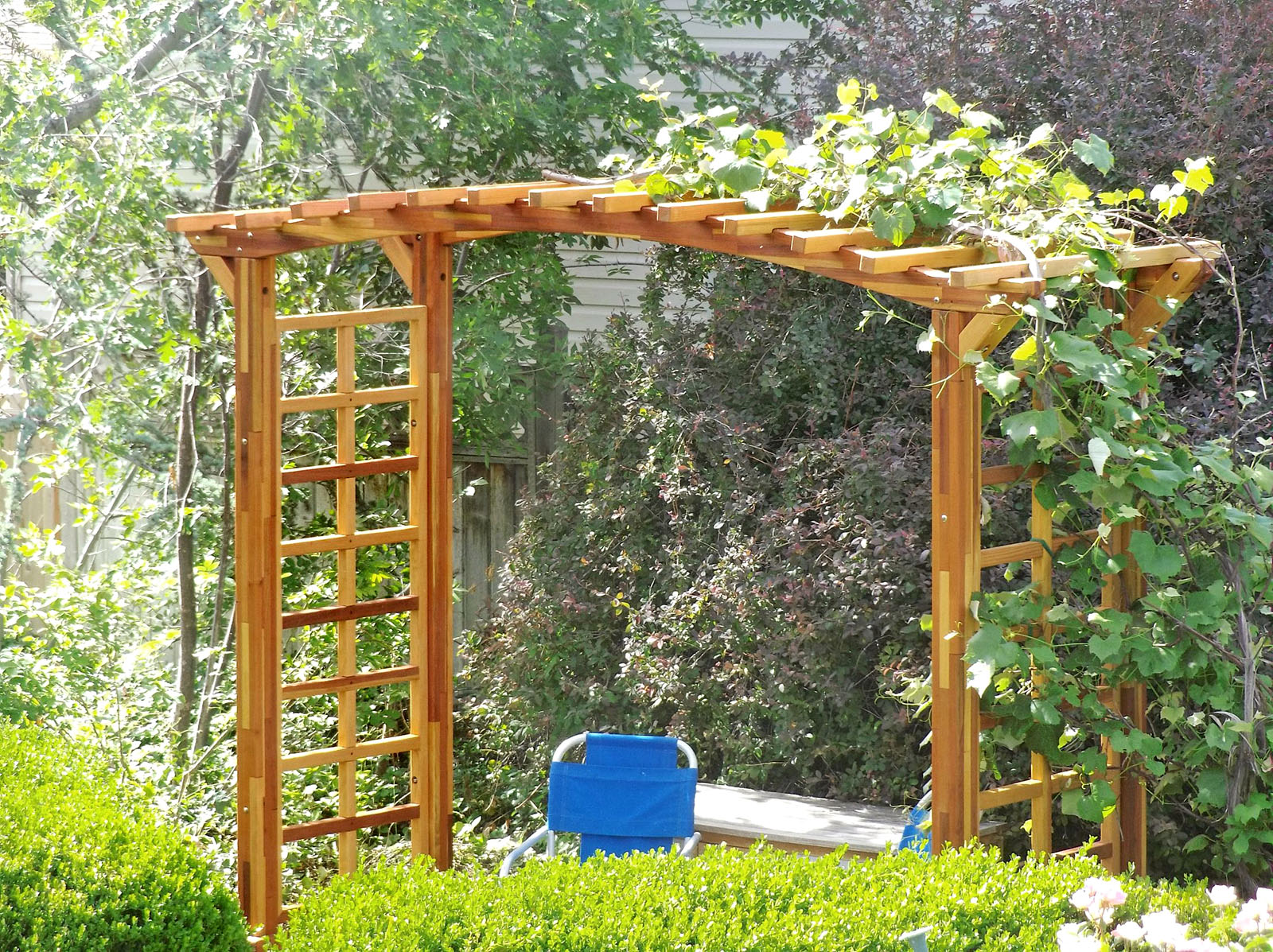 Arched Garden Arbor | Forever Redwood