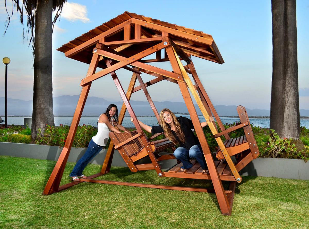 Face to top face glider swing