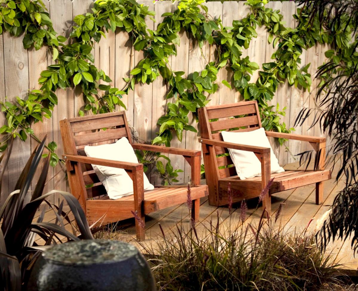 Kari S Modern Wood Chair Stylish Wooden Garden Chair