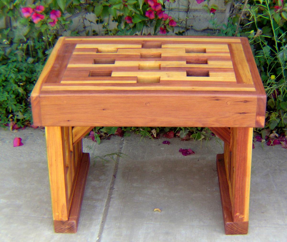 Lighthouse Garden Bench (Options: 2 ft L x 17 3/4 inches W x 17 inches H, California Redwood, No Cushion, No Engraving, Transparent Premium Sealant).