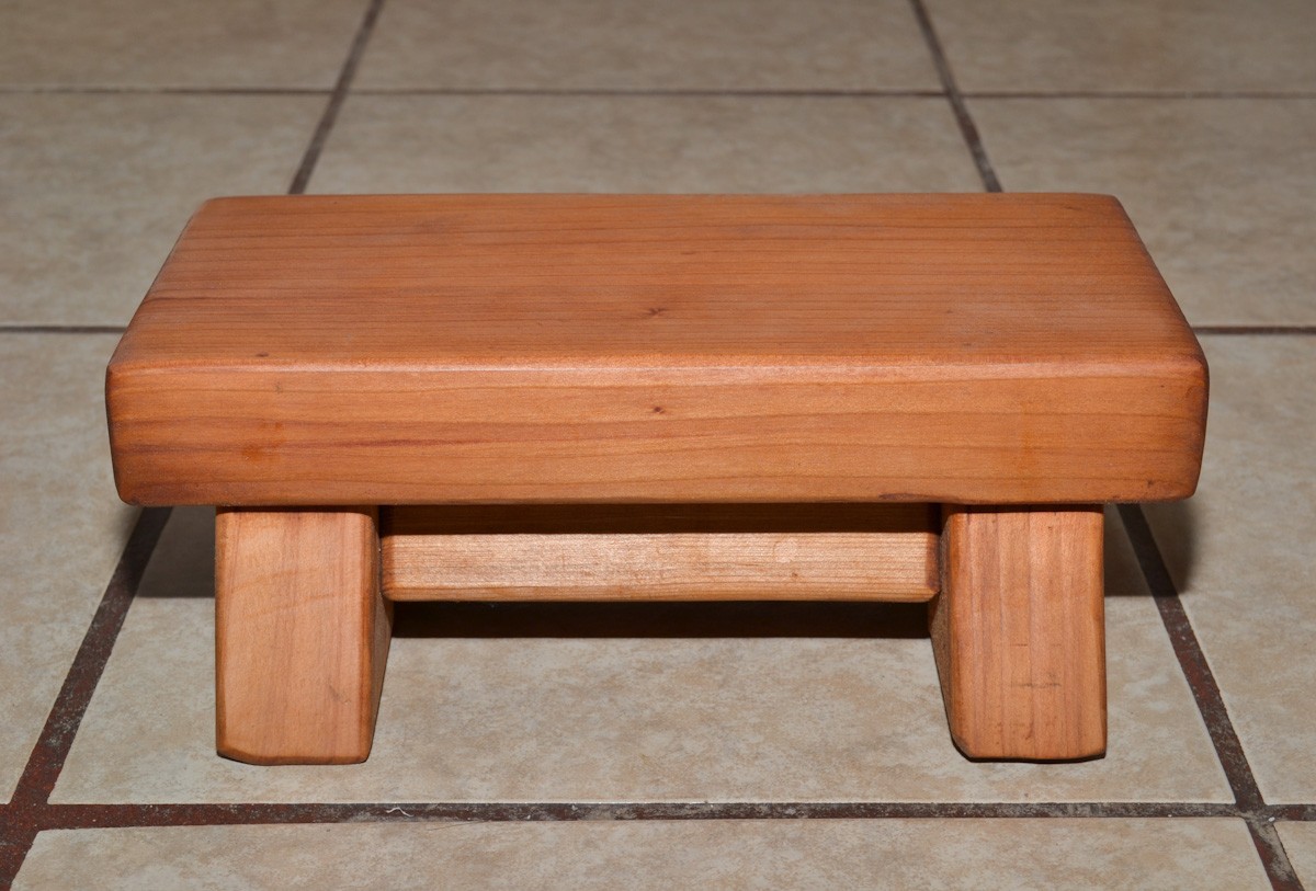 Mini Wood Foot Stool, Safe & Stable Step Up for Kids