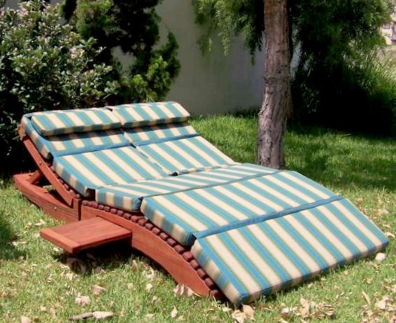 Penny Wooden Sun Lounger (Options: Double, Mature Redwood, Snack Trays on Both Sides, 13" H, No Wheels, 3" thick Cushion, 5 section cushion, Transparent Premium Sealant)