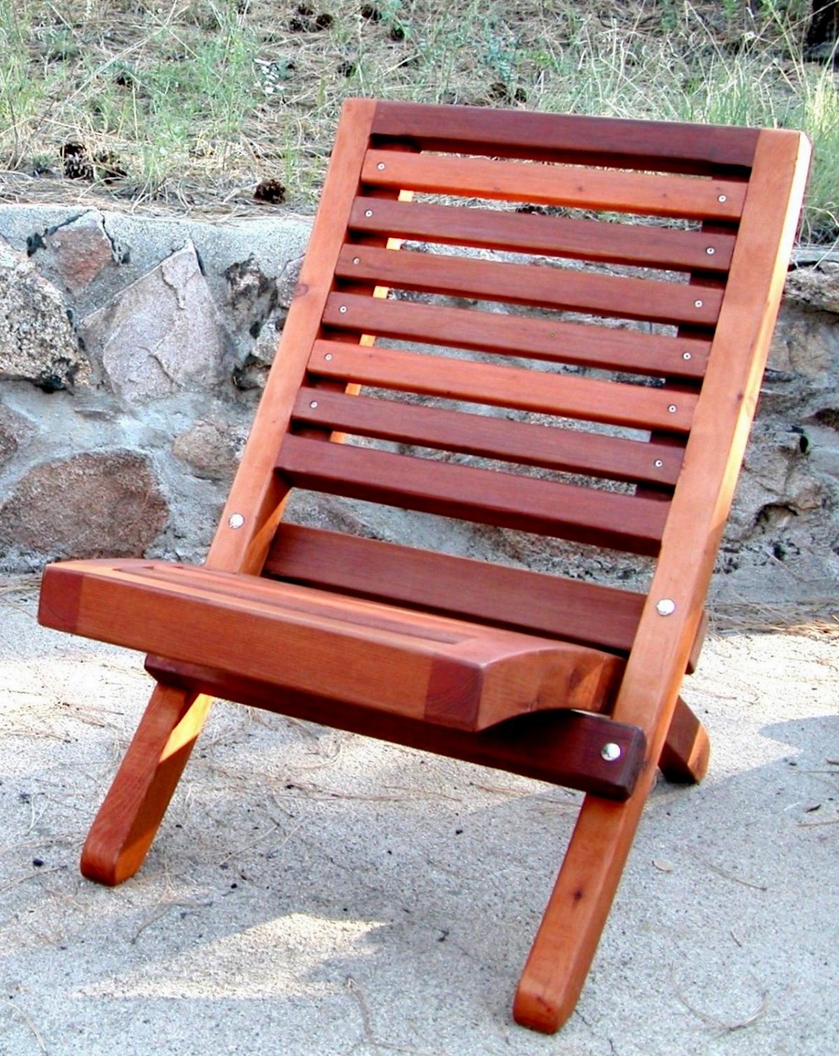 Portable Redwood Beach Chair