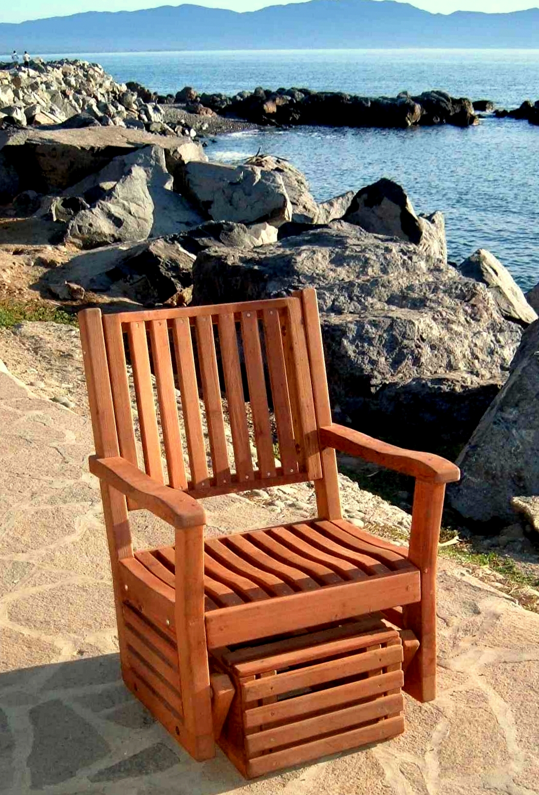 Porter Thayer Wooden Glider (Options: Single, Mature Redwood, Transparent Premium Sealant)