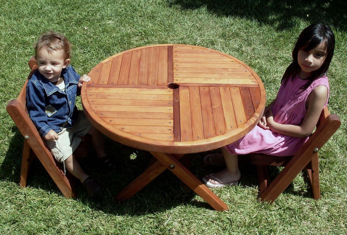 Folding table shop for toddlers