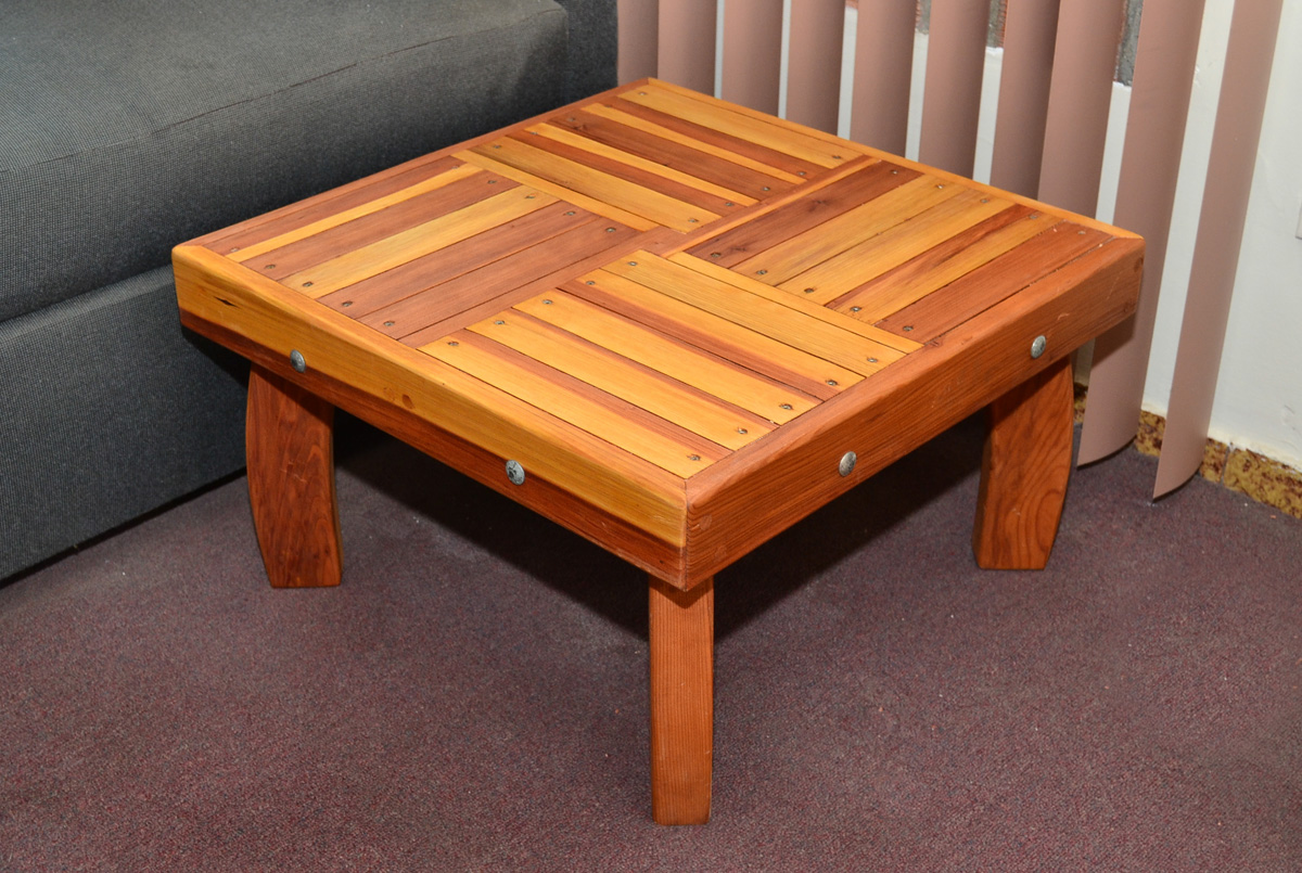 Checkerboard Wood Outdoor Coffee Table 